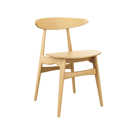 Scandi inspired bar stool
The Scandi inspired CARCHER side chair is part of our collection which also includes the CARCHER bar stool. Manufactured in a choice of either raw beech or natural oak and so ideal for a range of contemporary settings.