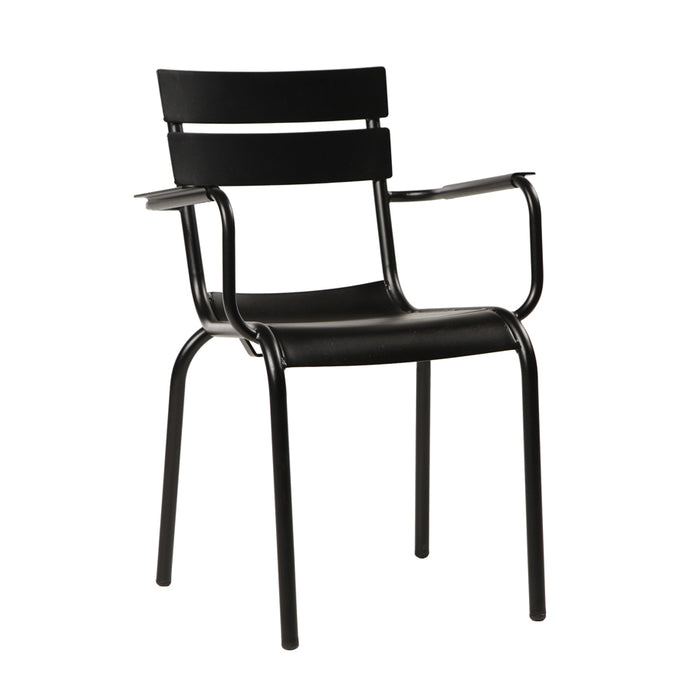 Aluminium arm chair
Aluminium arm chair suitable for indoor and outdoor settings.