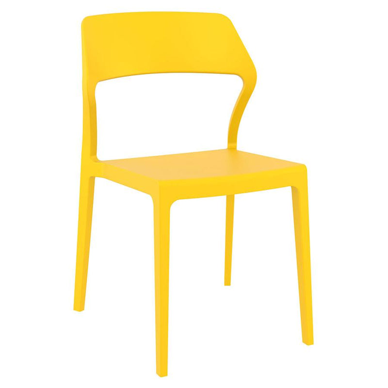 Superior quality, blow moulded side chair available in 6 colours
Snow chair is produced with a single injection of polypropylene reinforced with glass fibre obtained by means of the latest generation of air moulding technology with neutral tones. For indoor and outdoor use.